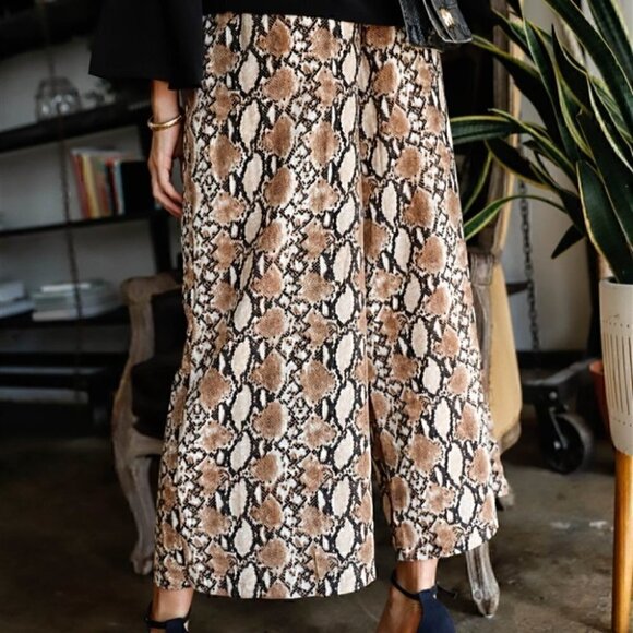 Wild Animal snake Print Wide Legged Pants tan - Picture 3 of 5